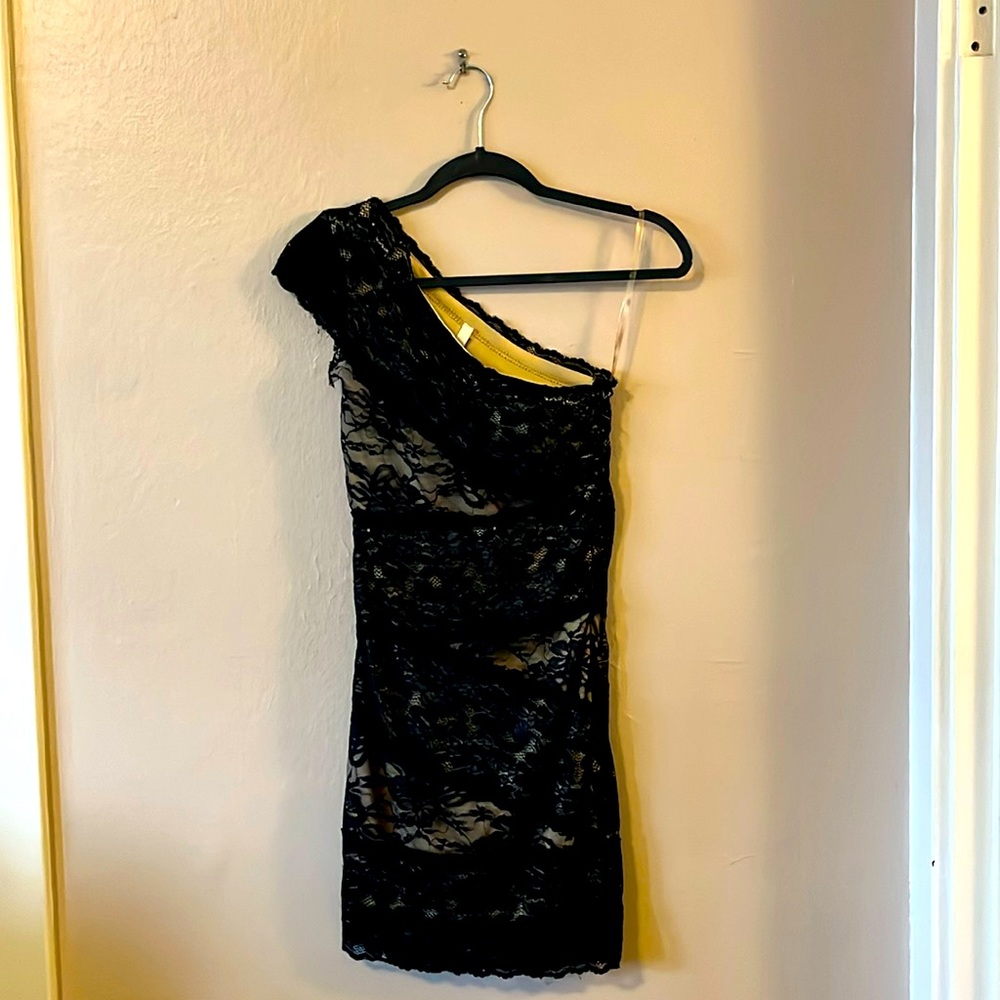 Avec Black Lace Overlay on Nude One Shoulder Bodycon Dress S